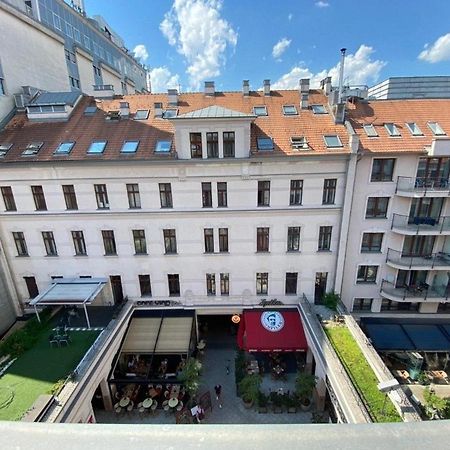 Downtown Gozsdu Vibe Apartment II Budapest Exteriör bild