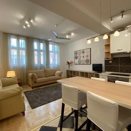 Downtown Gozsdu Vibe Apartment II Budapest Exteriör bild