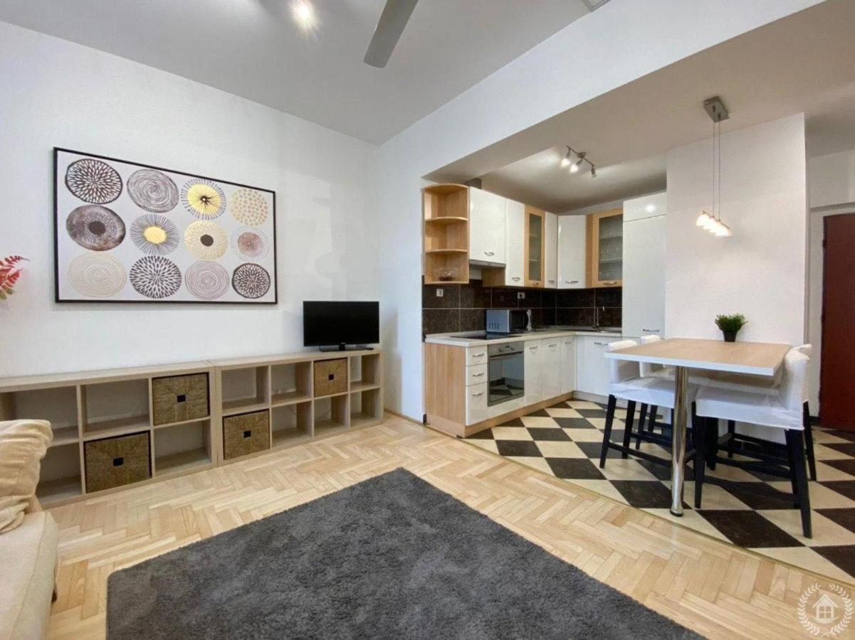 Downtown Gozsdu Vibe Apartment II Budapest Exteriör bild