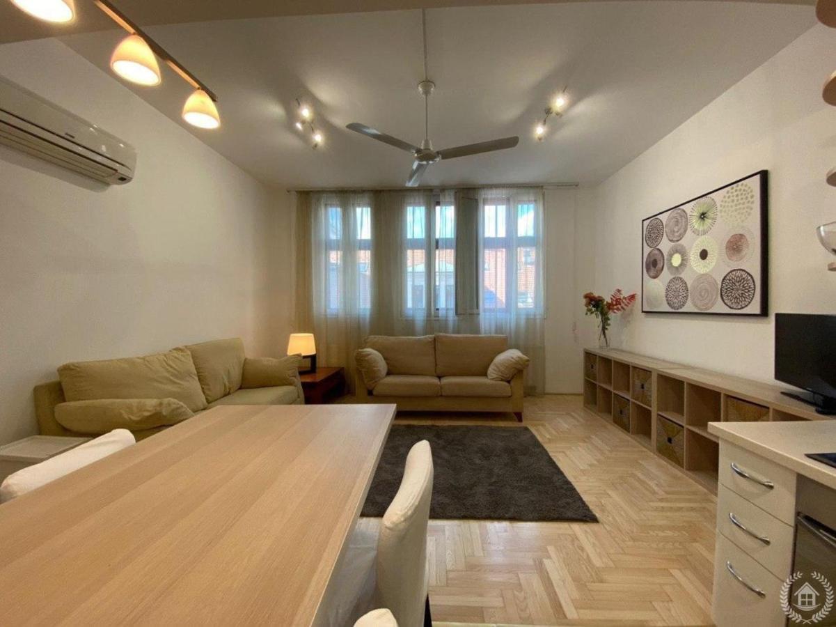 Downtown Gozsdu Vibe Apartment II Budapest Exteriör bild